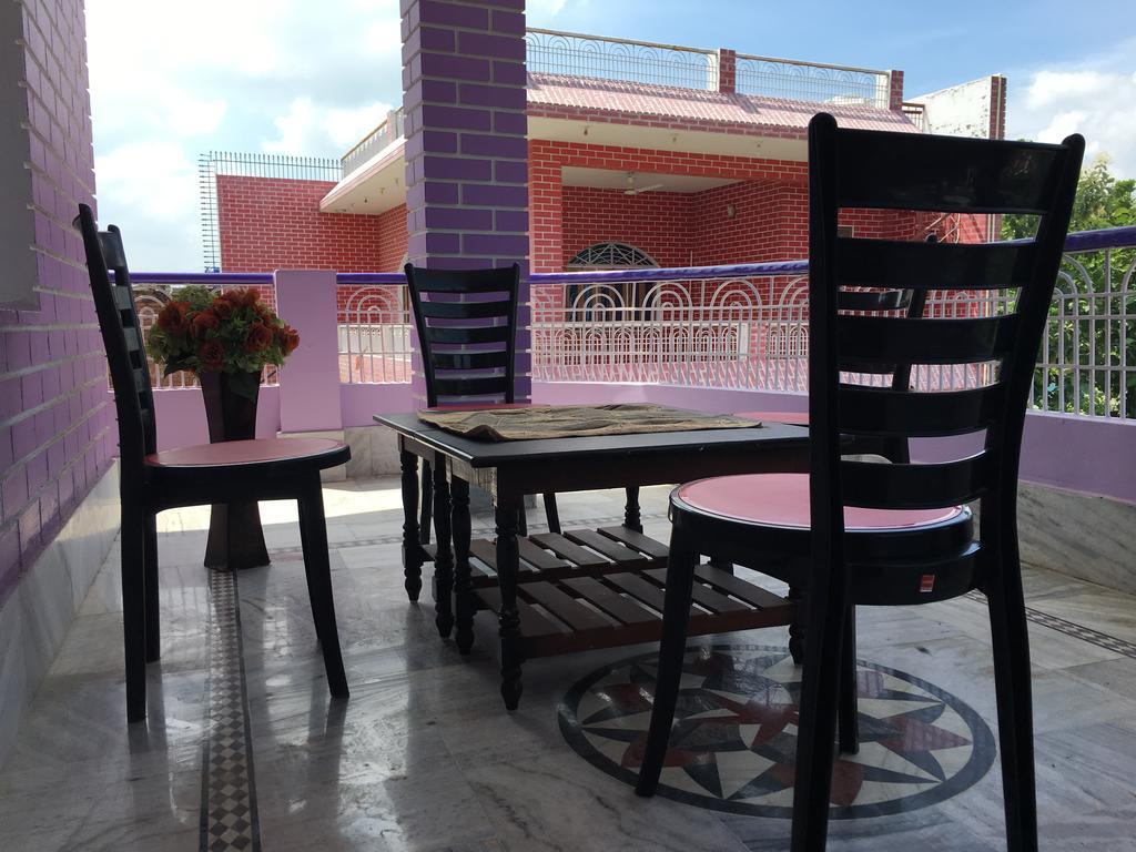 Srishti Shelter Varanasi Exterior foto